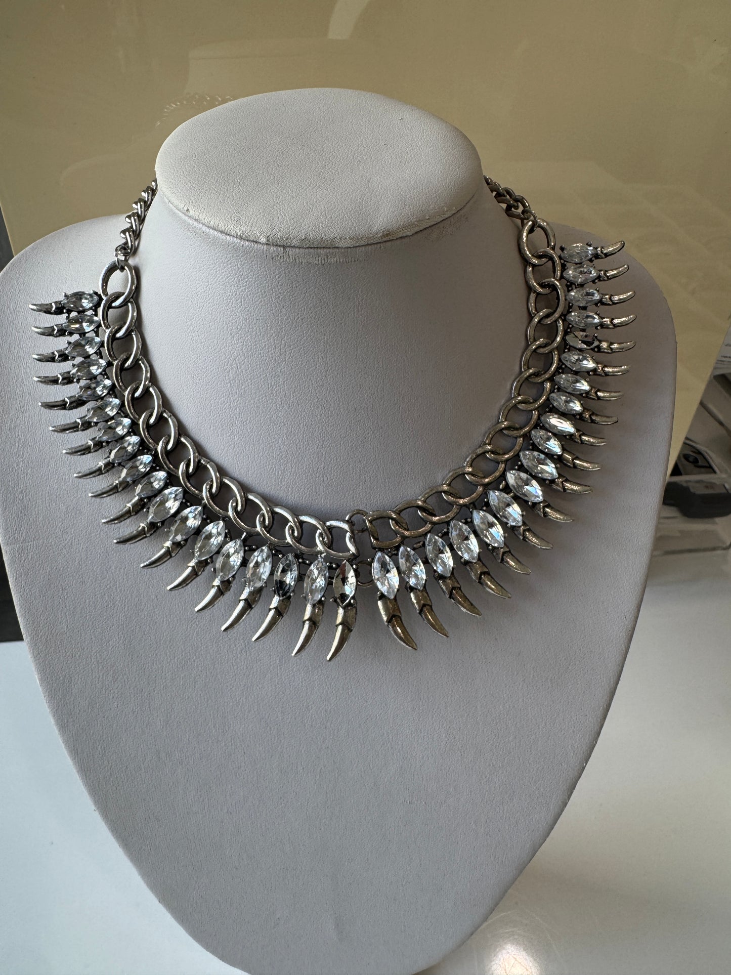 Collares variados Helga Terán