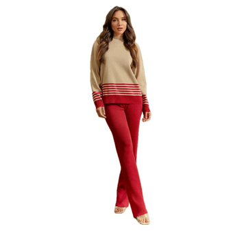 Set suéter beige con rayas rojas y pantalón