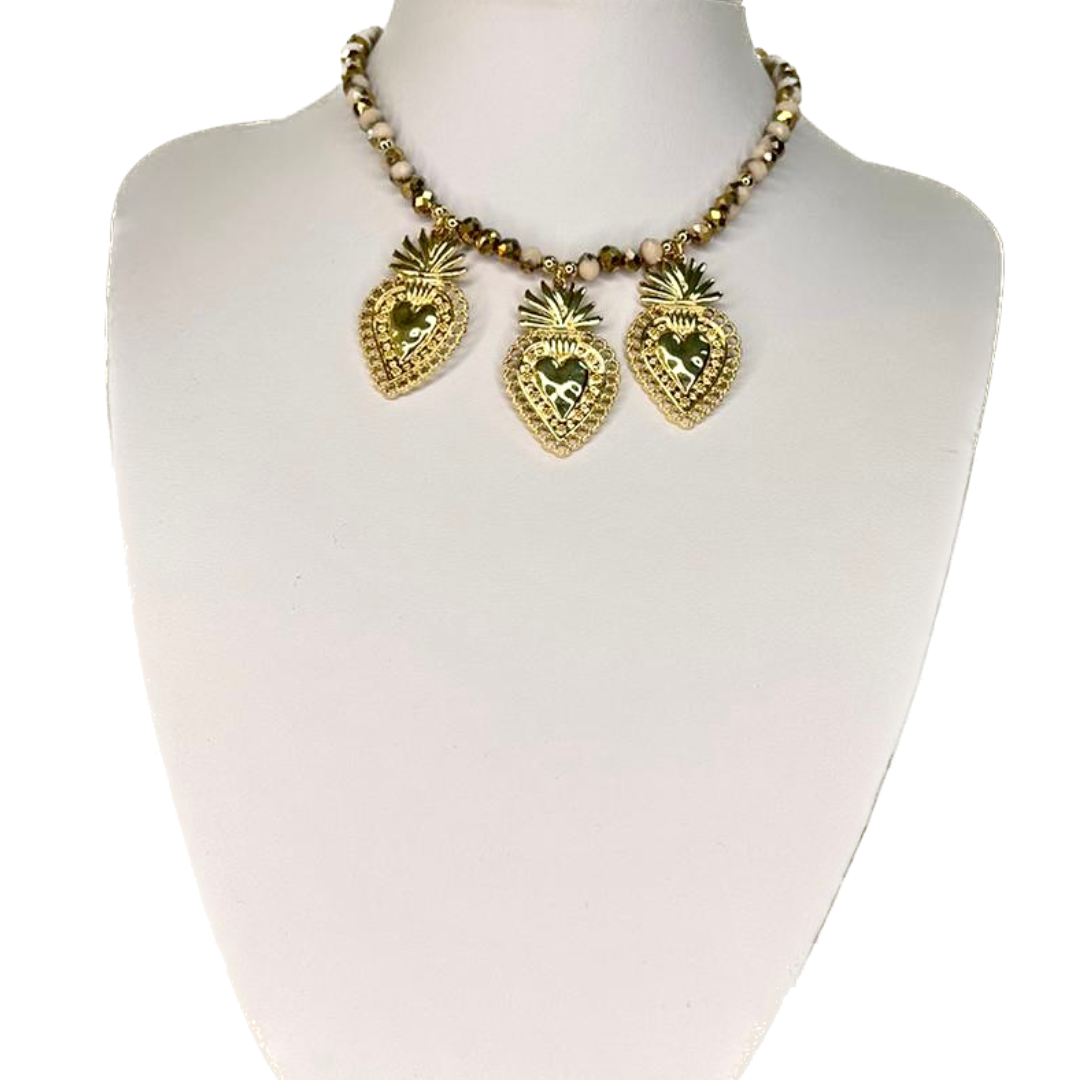 Iridescent necklace with three hearts, model 4