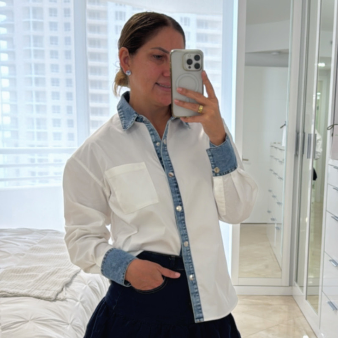 Camisa blanca de puños y cuello de jeans