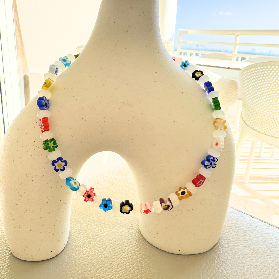 Collares de flores sin inicial