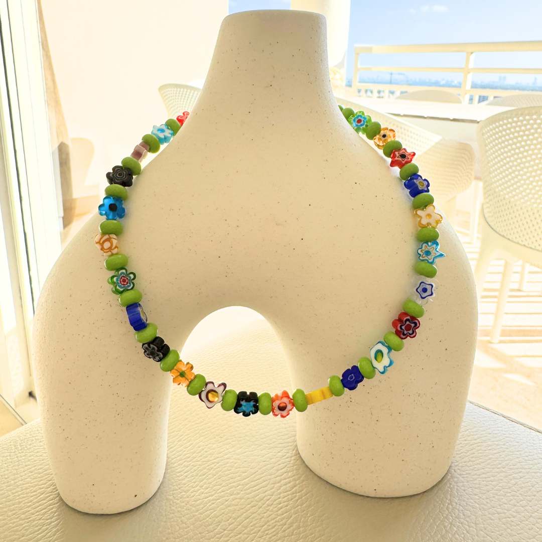 Collares de flores sin inicial