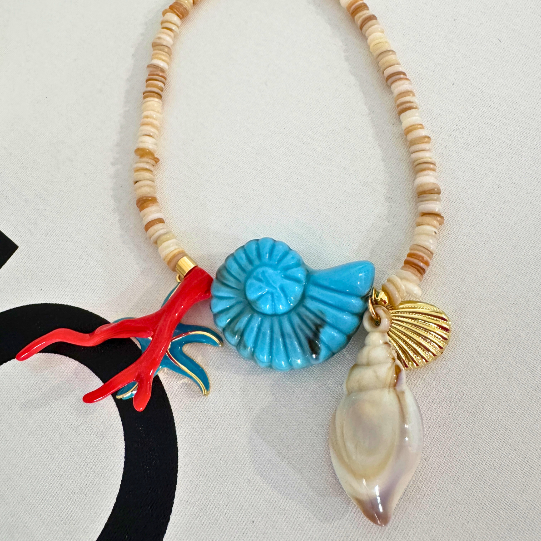 Collares de conchas