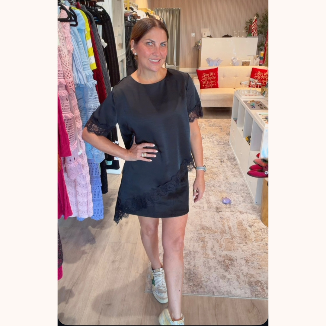 Camisa de seda y encaje con mangas