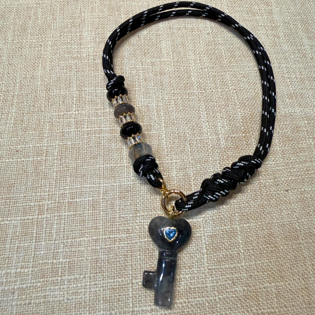 Collares destinos Entrelazados