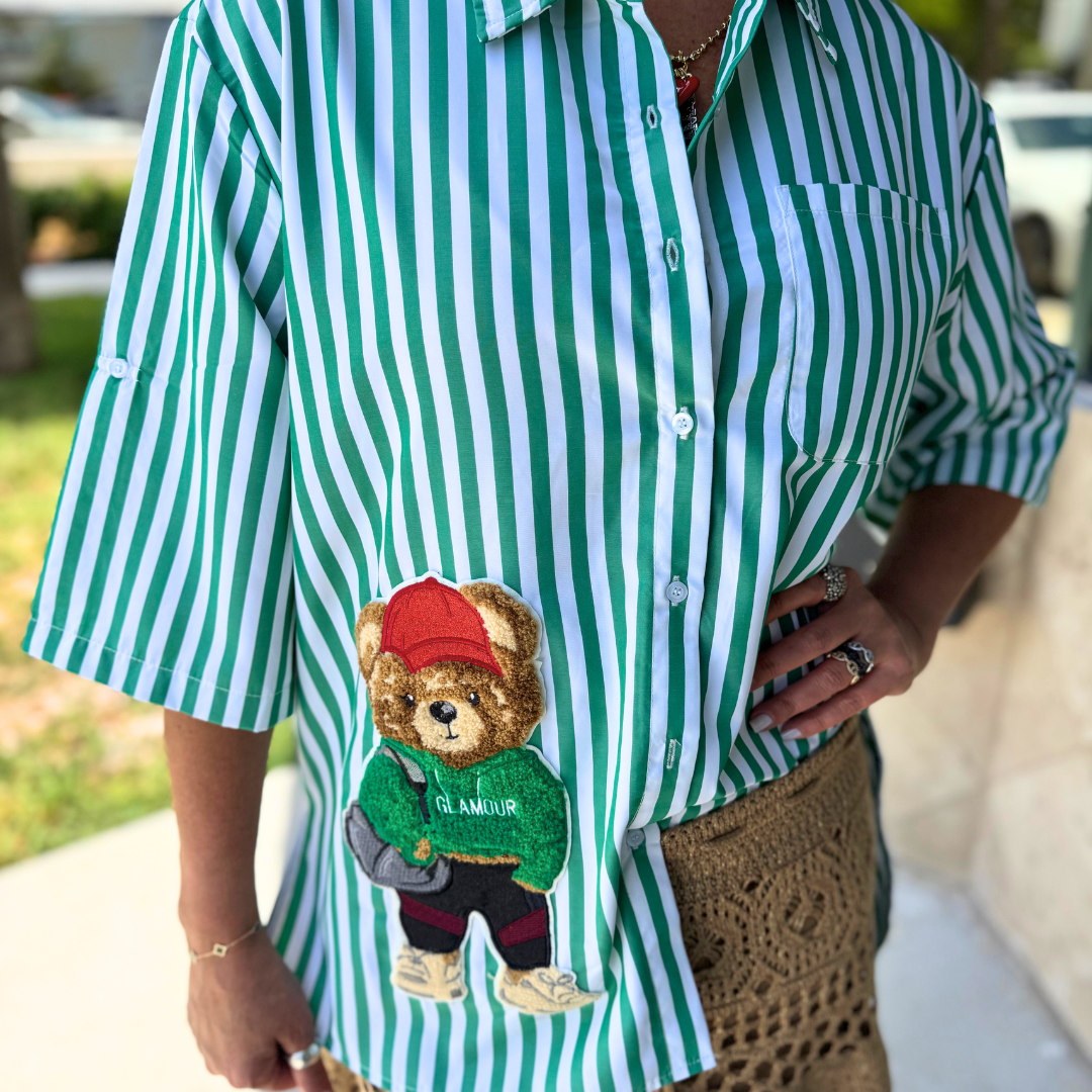Camisa de rayas con oso