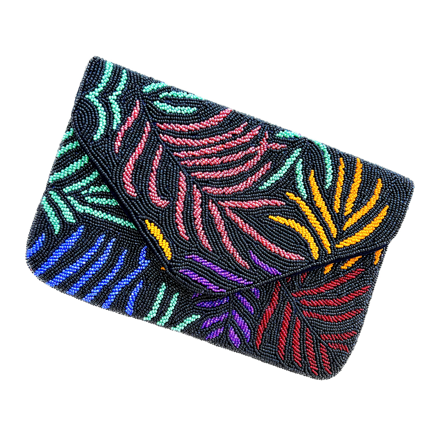 Carteras tipo sobre de tela con pedrería