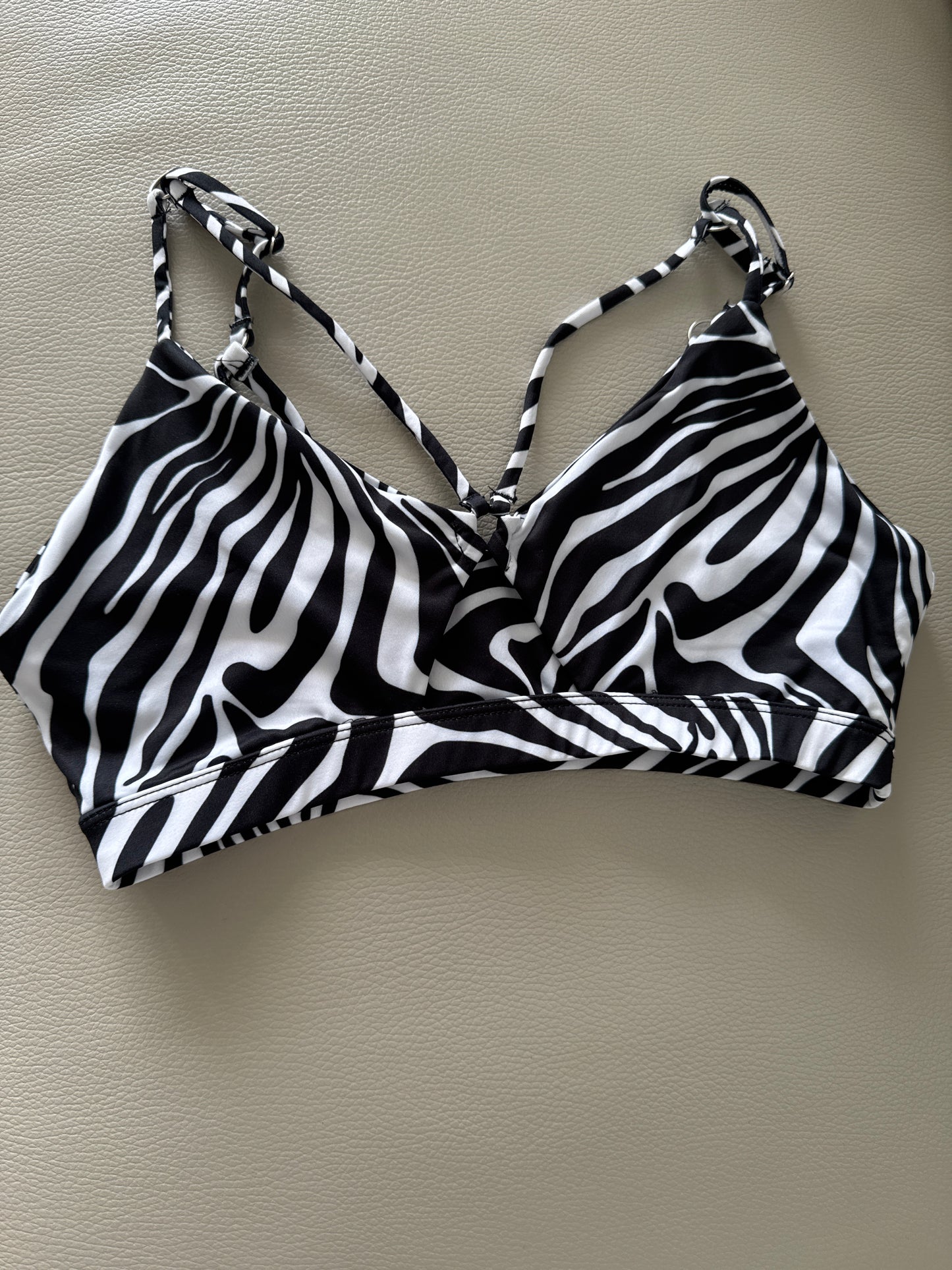 Vicky Bra