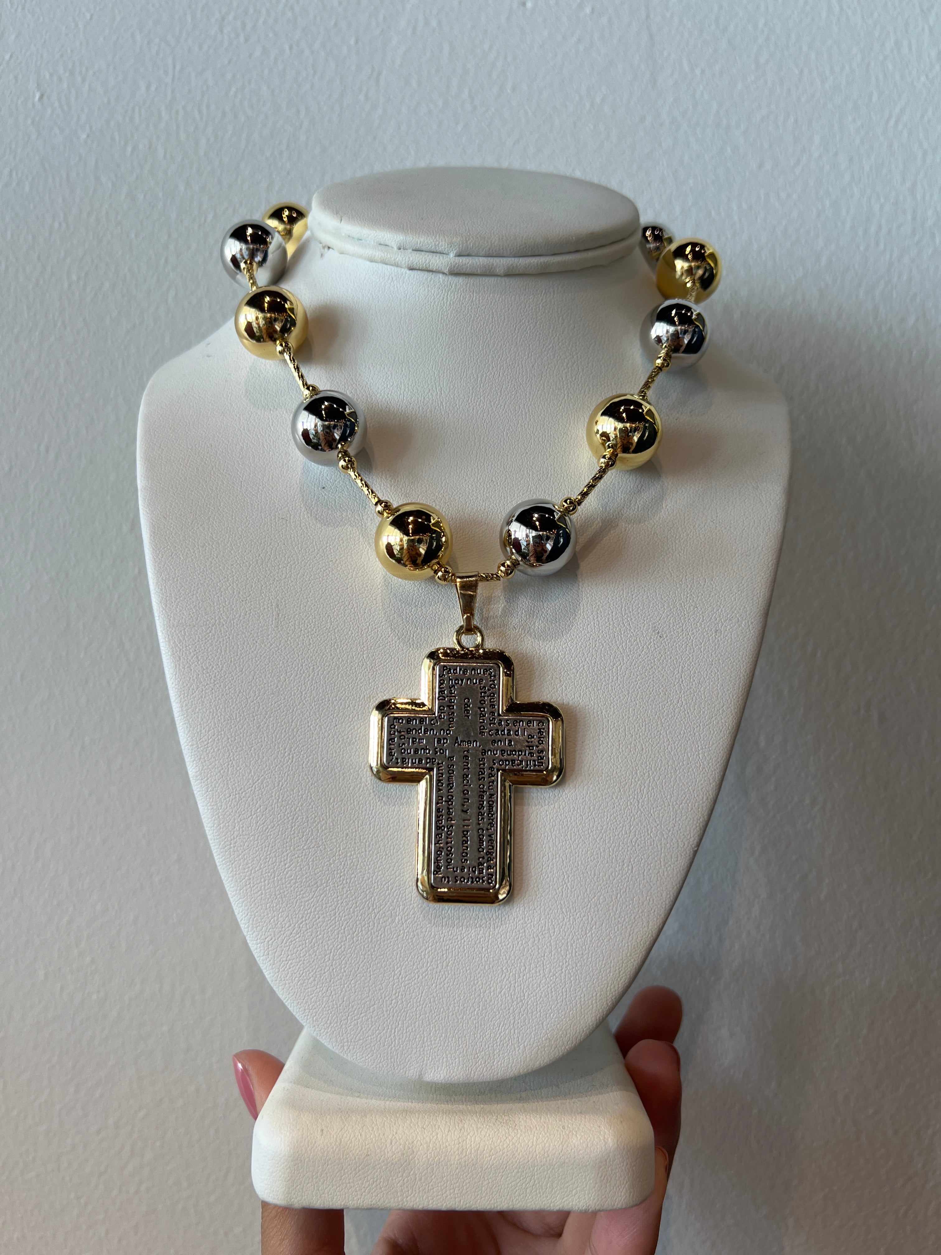 Cross Pendant Chain Necklace