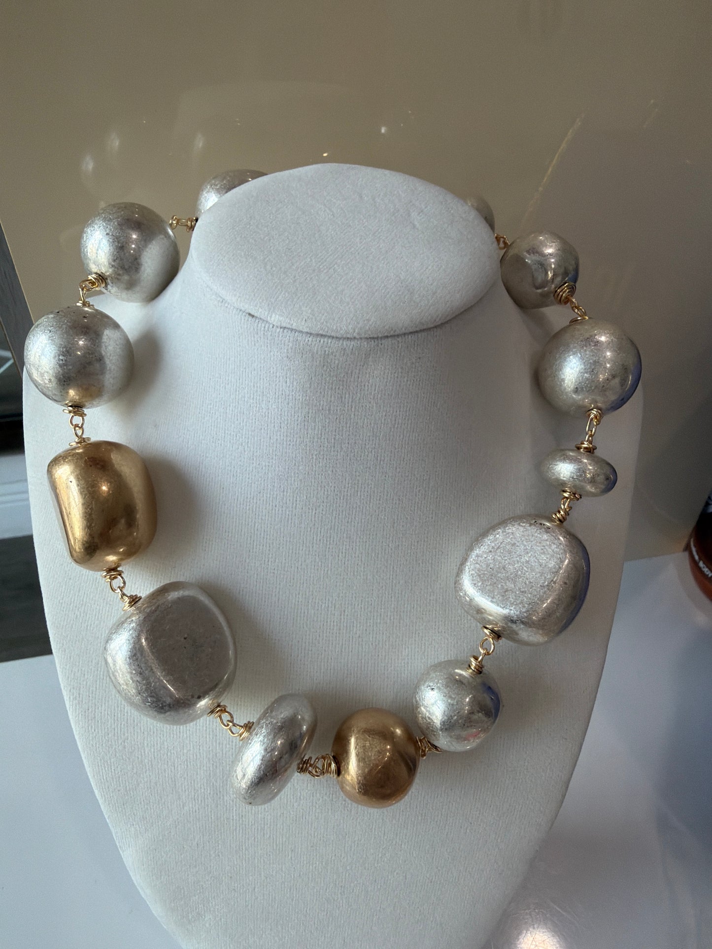 Collares Variados Helga Terán