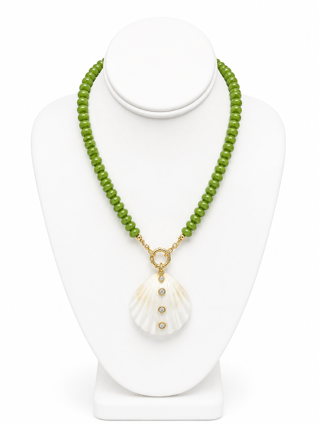 Shell Pendant Necklace