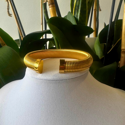 Brazalete dorado