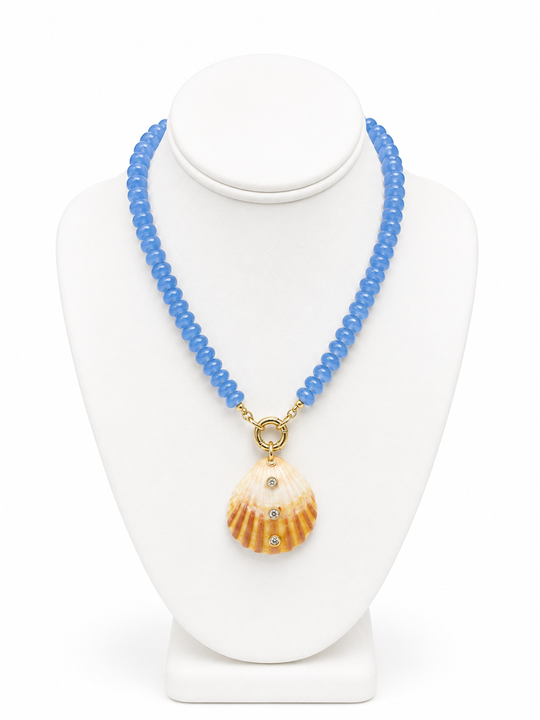 Shell Pendant Necklace
