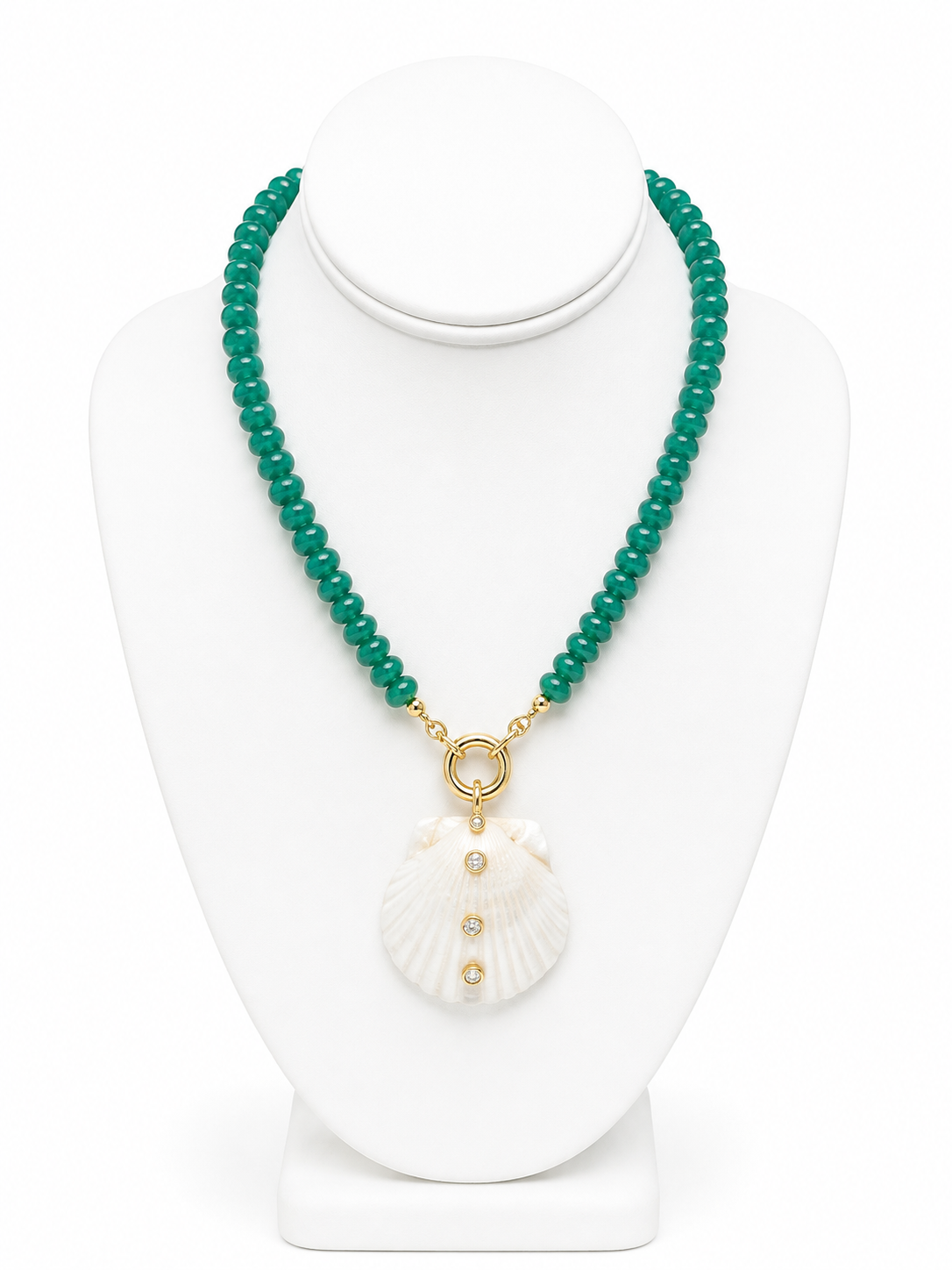 Shell Pendant Necklace