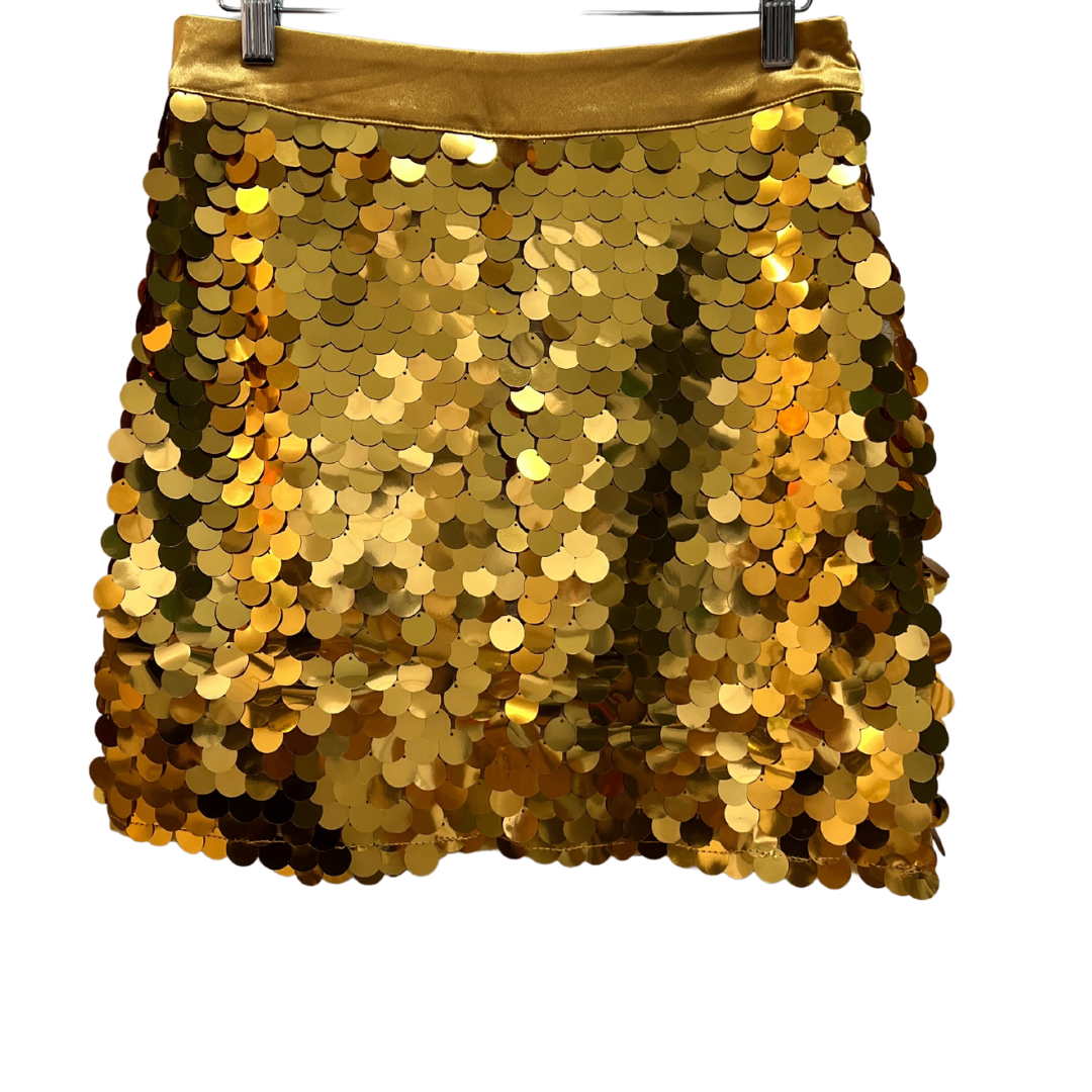 Skirt with large sequins