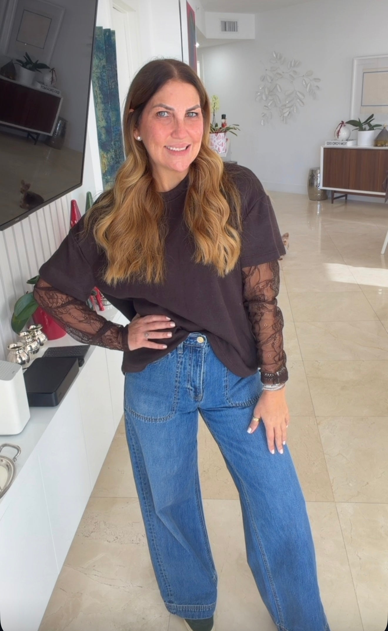 Sueters con mangas transparentes de encaje