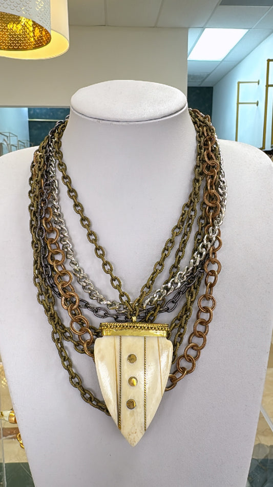 Collar étnico