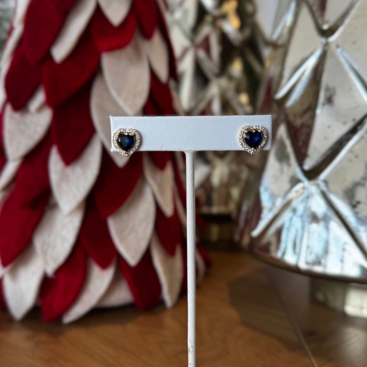 Zarcillos de corazón y mariposa