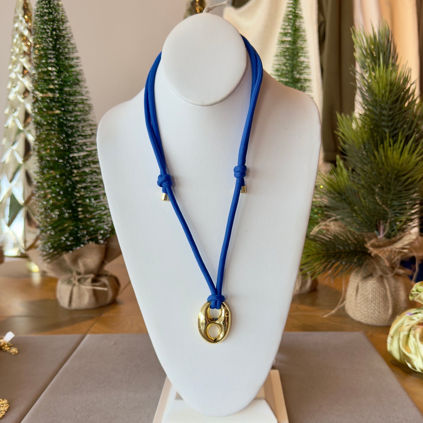 Collar dije dorado infinito