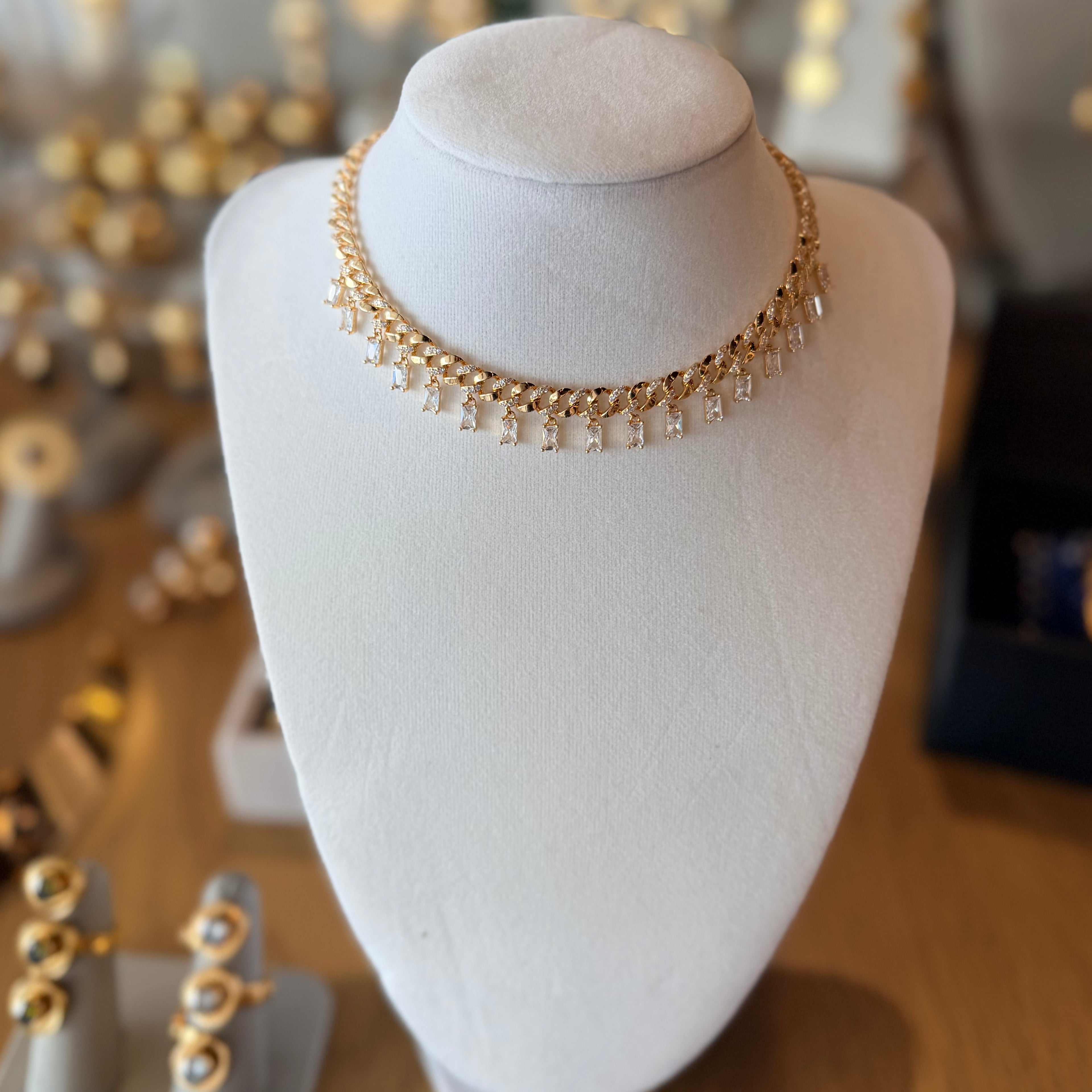 Collar Stella