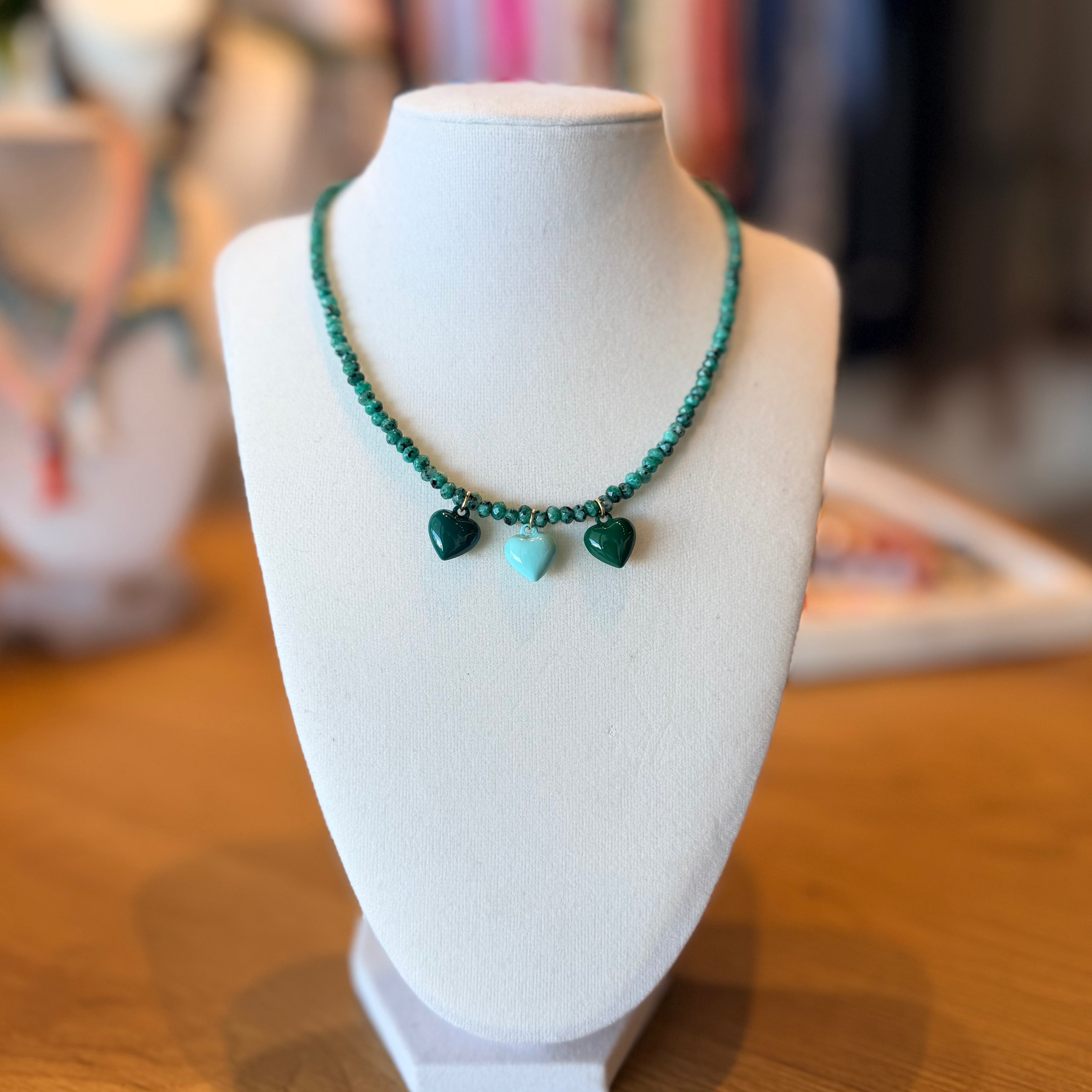 Collar 3 corazones