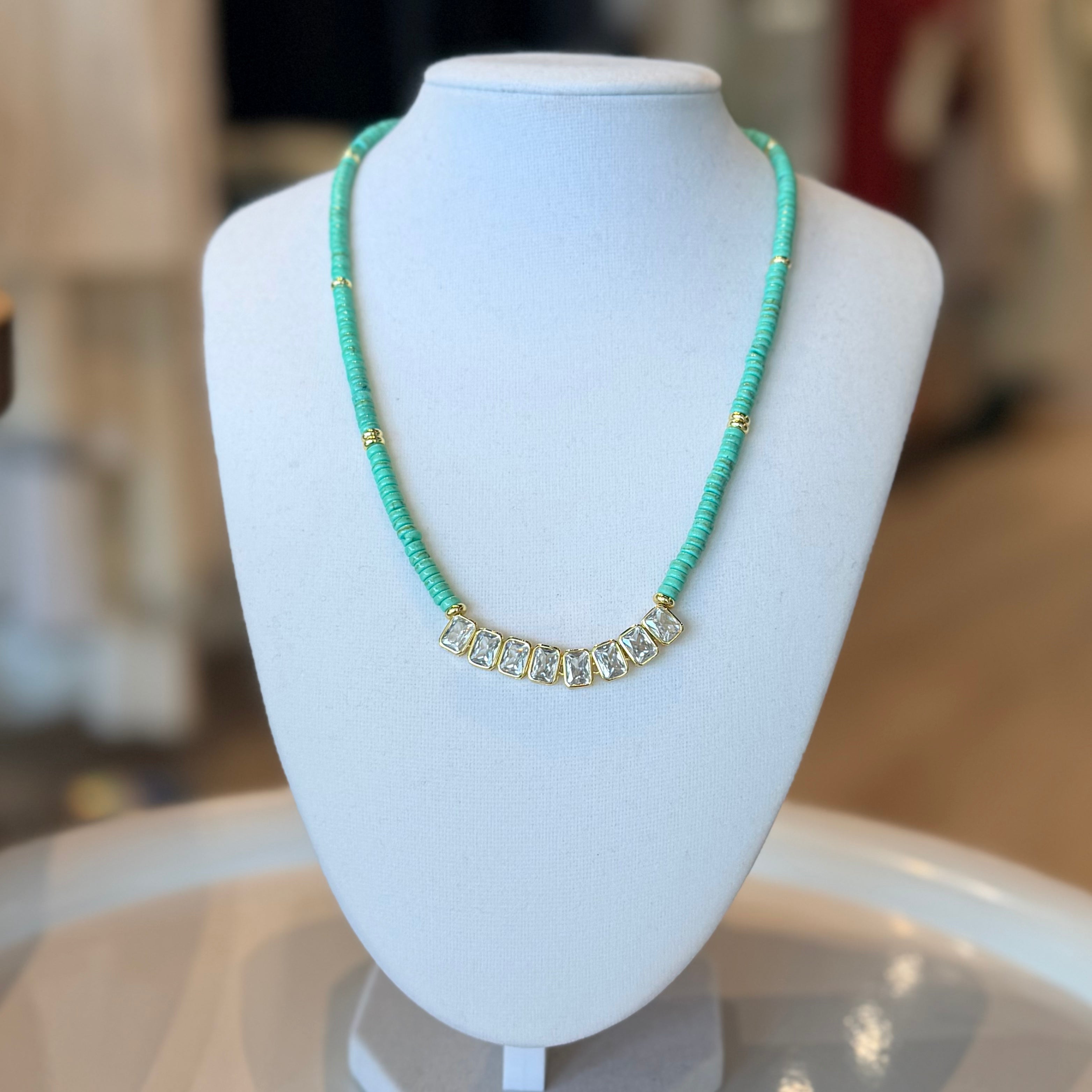 Bead and baguette-cut pendant Necklace