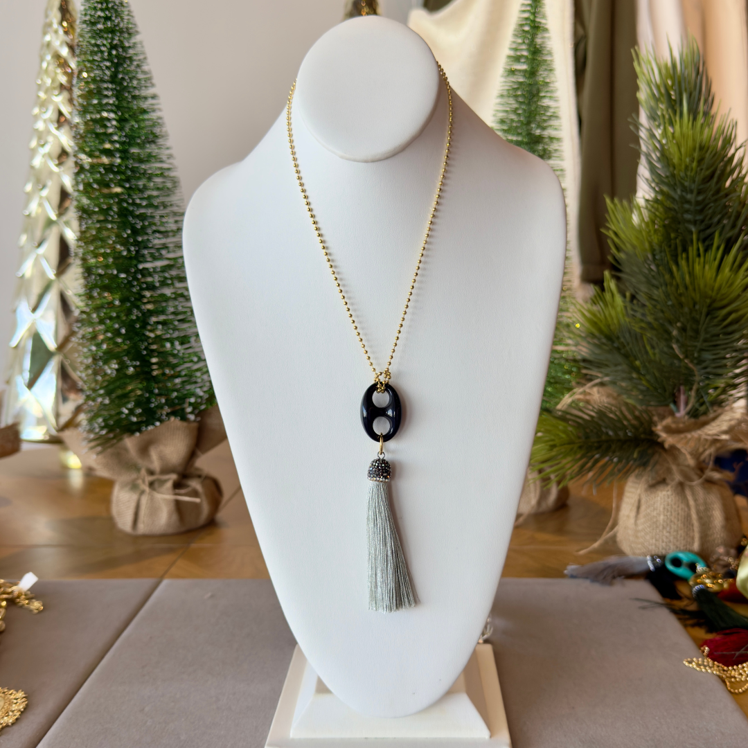 Collar dije dorado infinito con borla