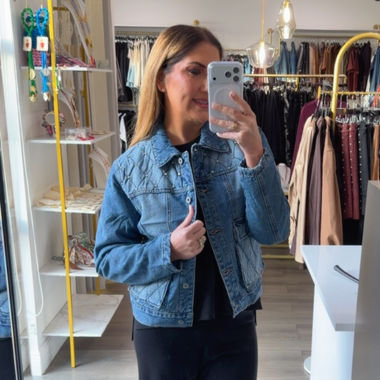Chaqueta de jeans con brillo