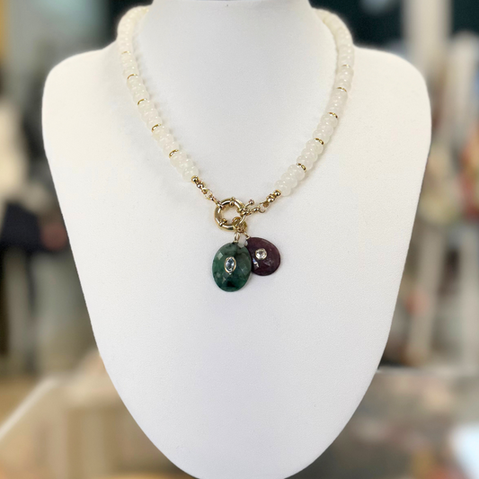 Collar de piedras Naturales