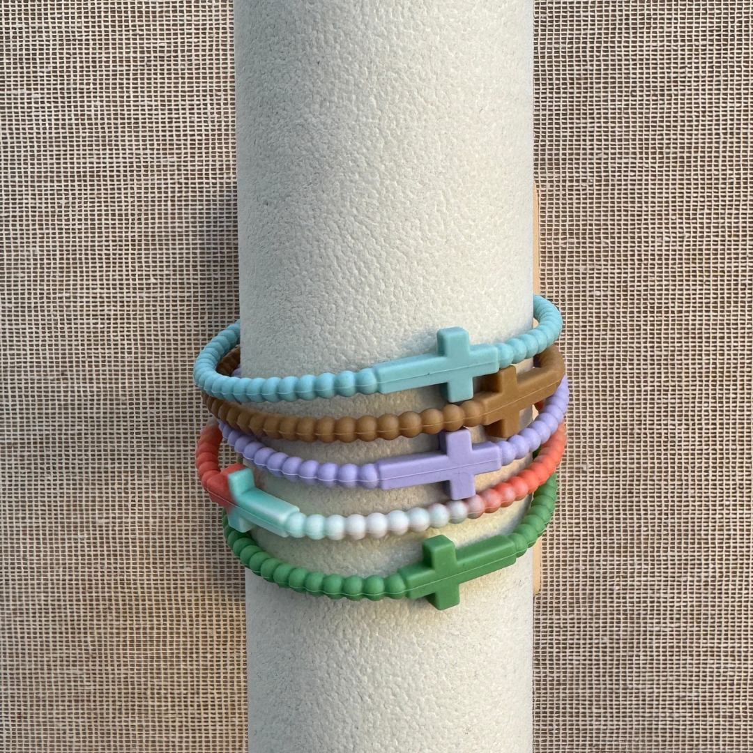 Set of rubber bracelets with Cross