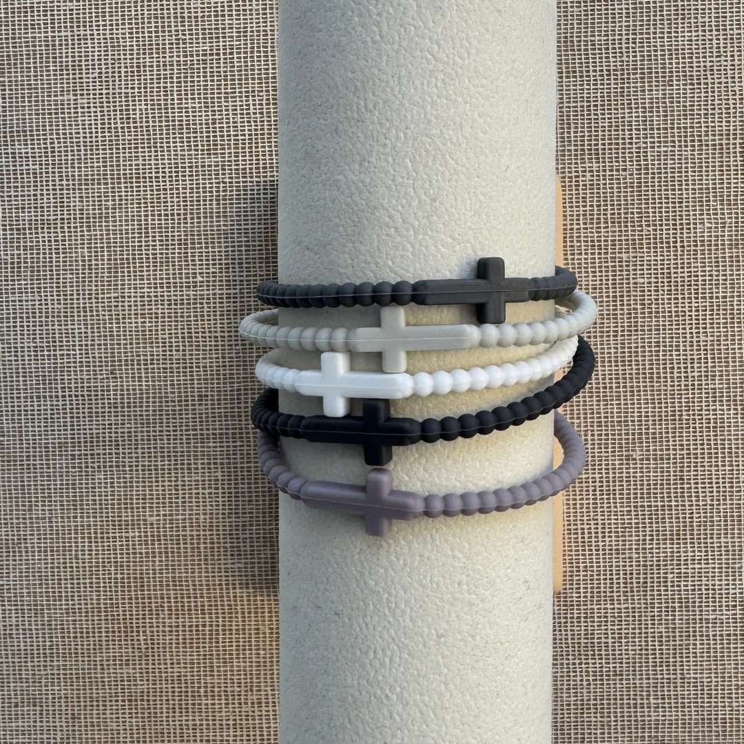 Set of rubber bracelets with Cross