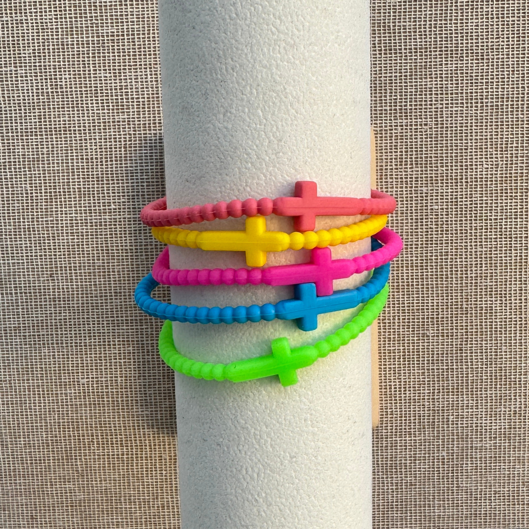 Set of rubber bracelets with Cross