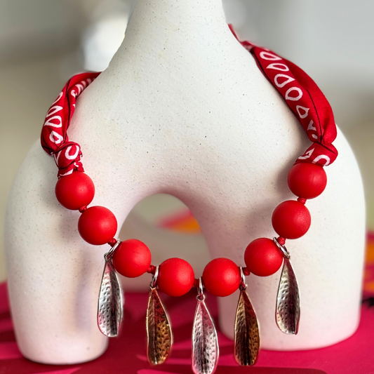 Collar de pañuelos
