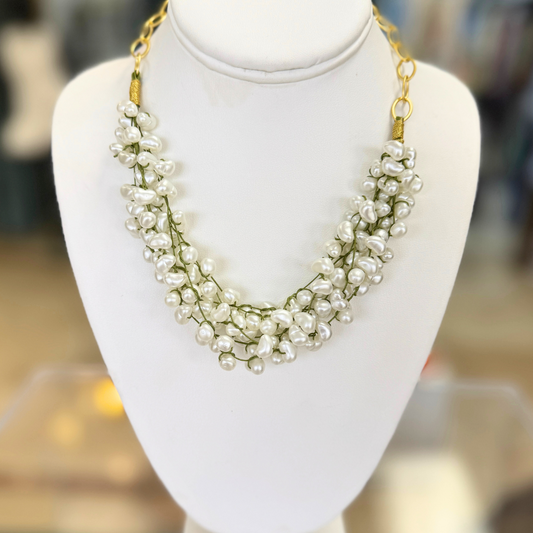 Collar lluvia de perlas