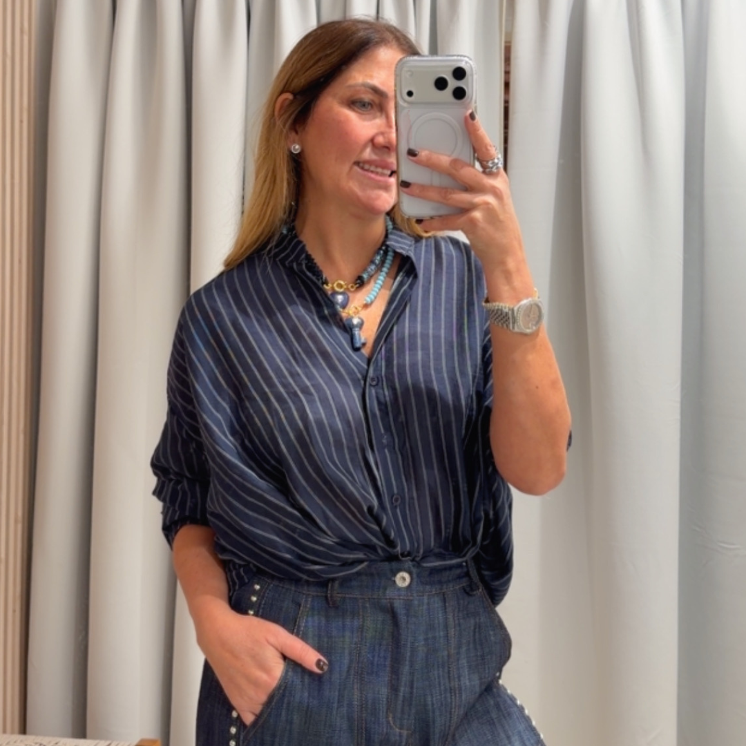 Camisa transparente de órganza 3 botones