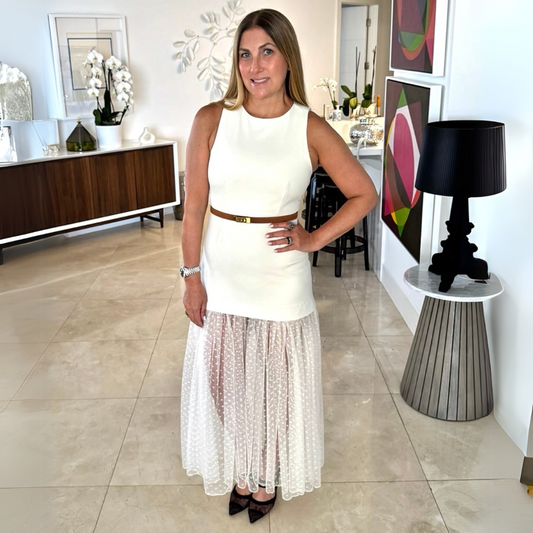 Vestido de gabardina y tul