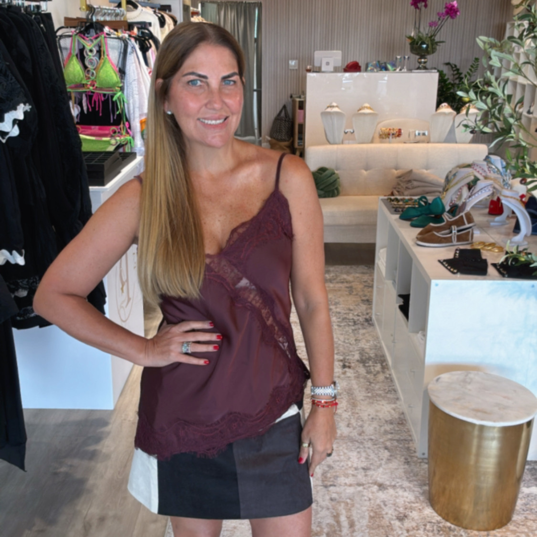 Blusa de seda y encaje
