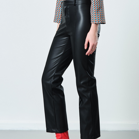 Straight trousers with leather pleat