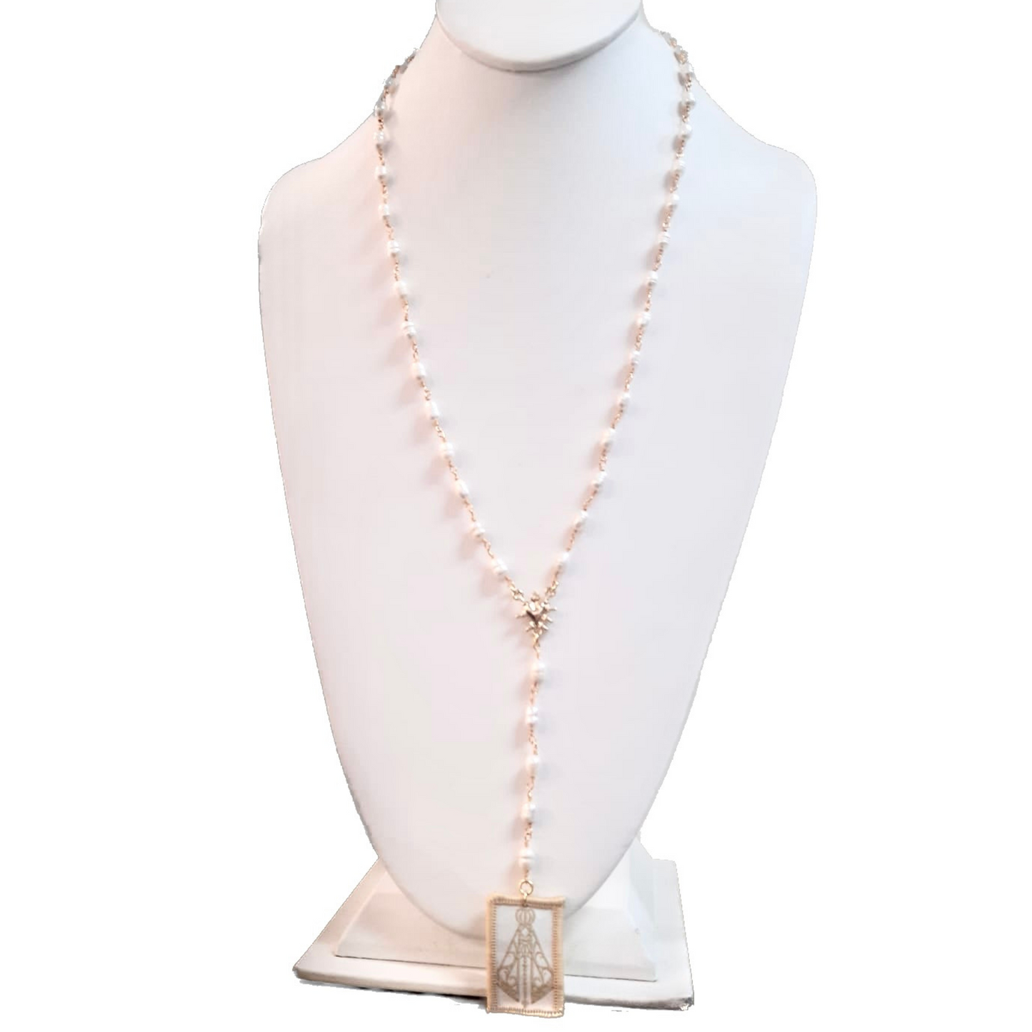 Scapular necklace with pearls and print