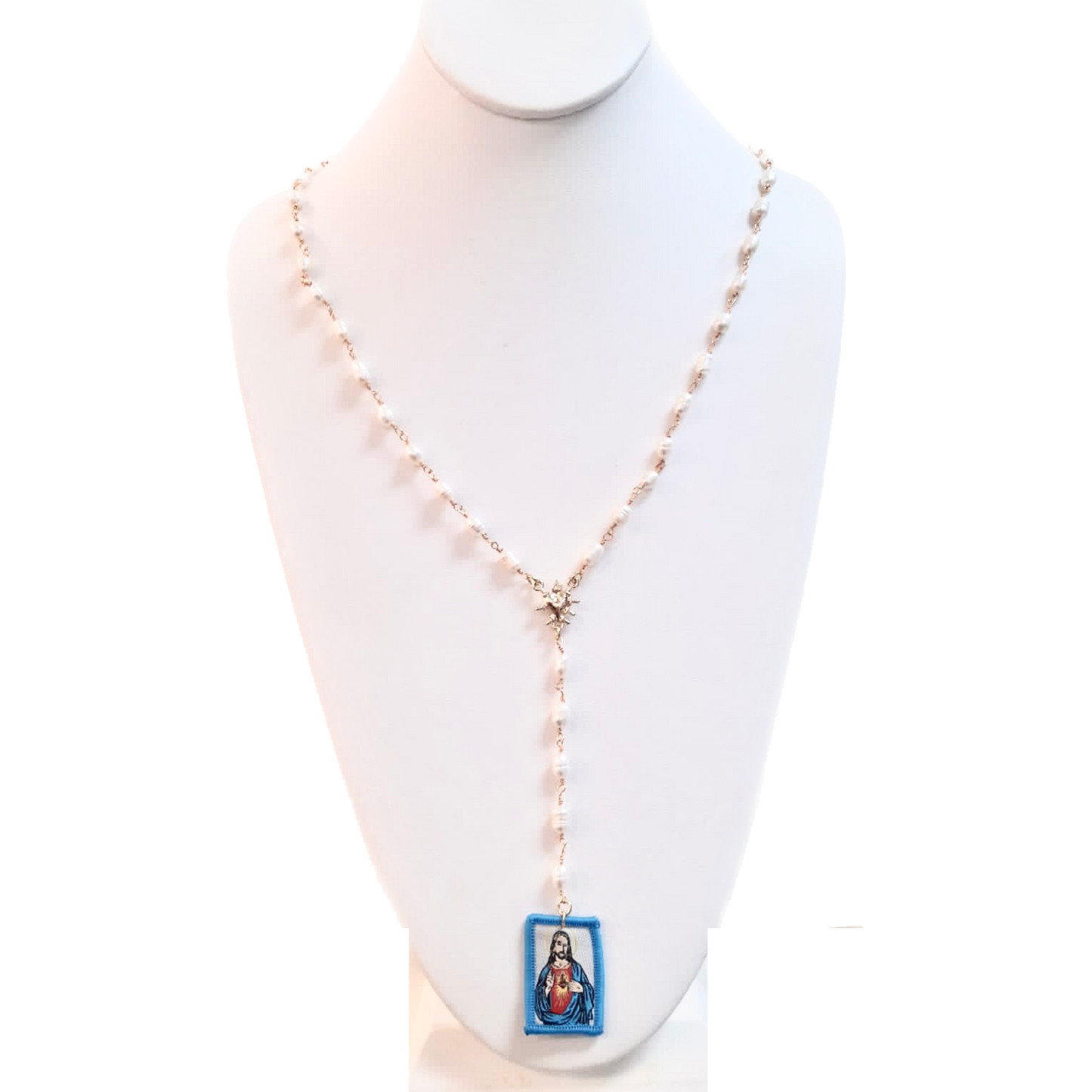 Scapular necklace with pearls and print